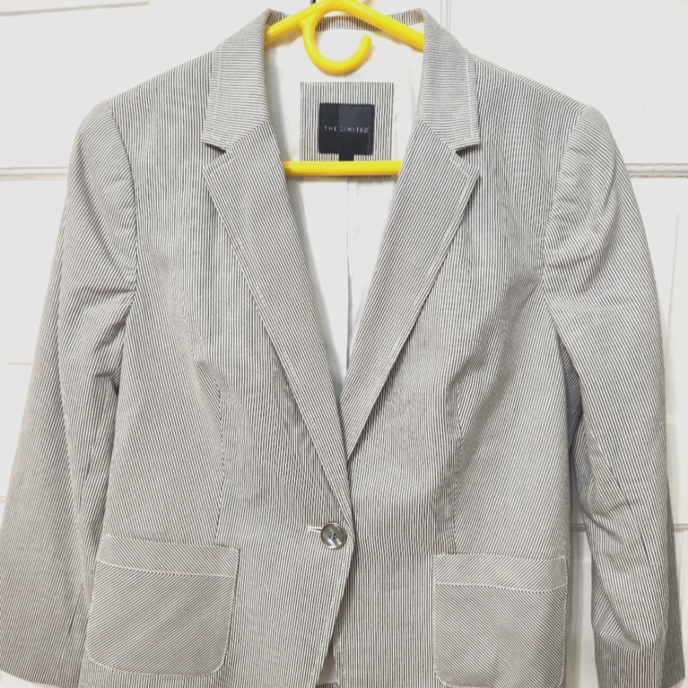 Women's Seersucker suit